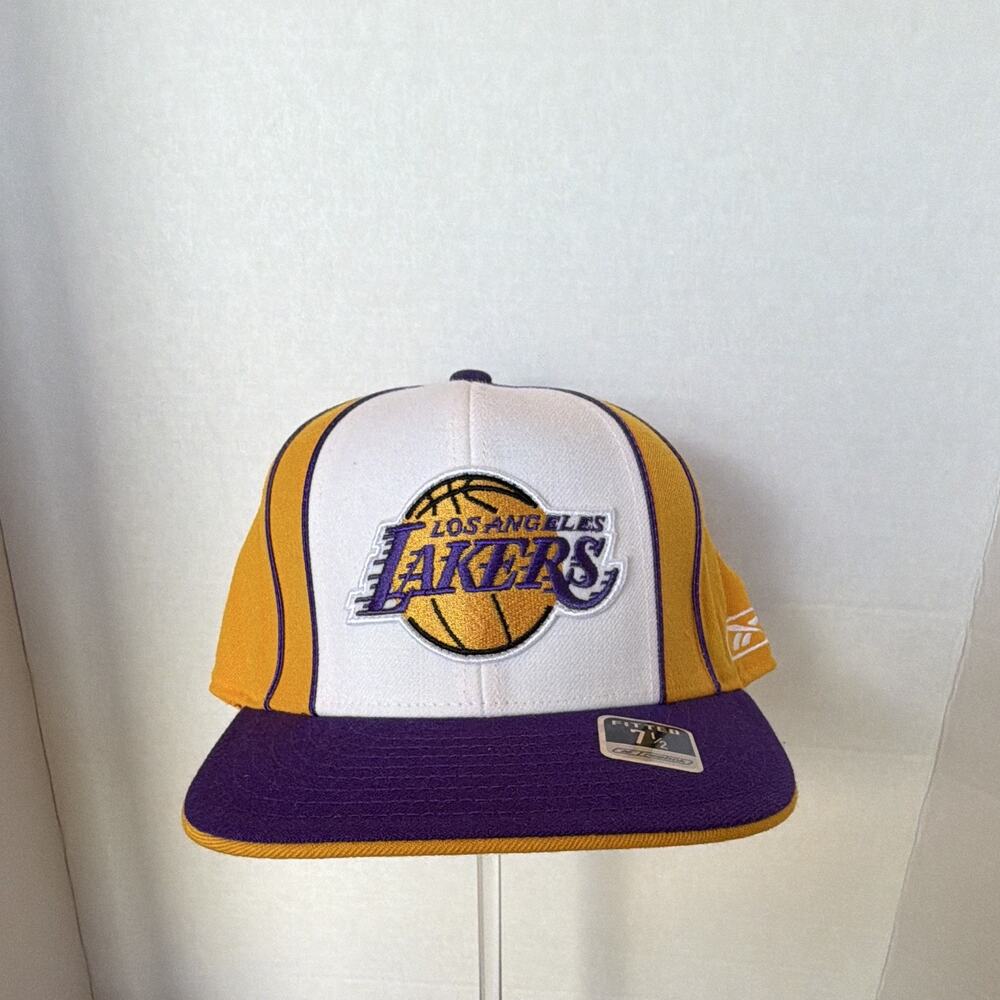Reebok Los Angeles Lakers Vintage Y2K Fitted Hat Cap Size 7 1/2